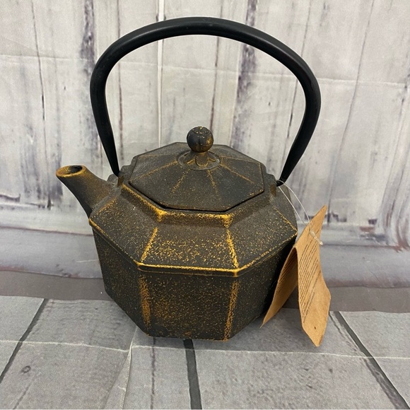NWT Cast Iron Pagoda Tea Pot Loose Leaf Tea Old Dutch Black Gold - Picture 2 of 12